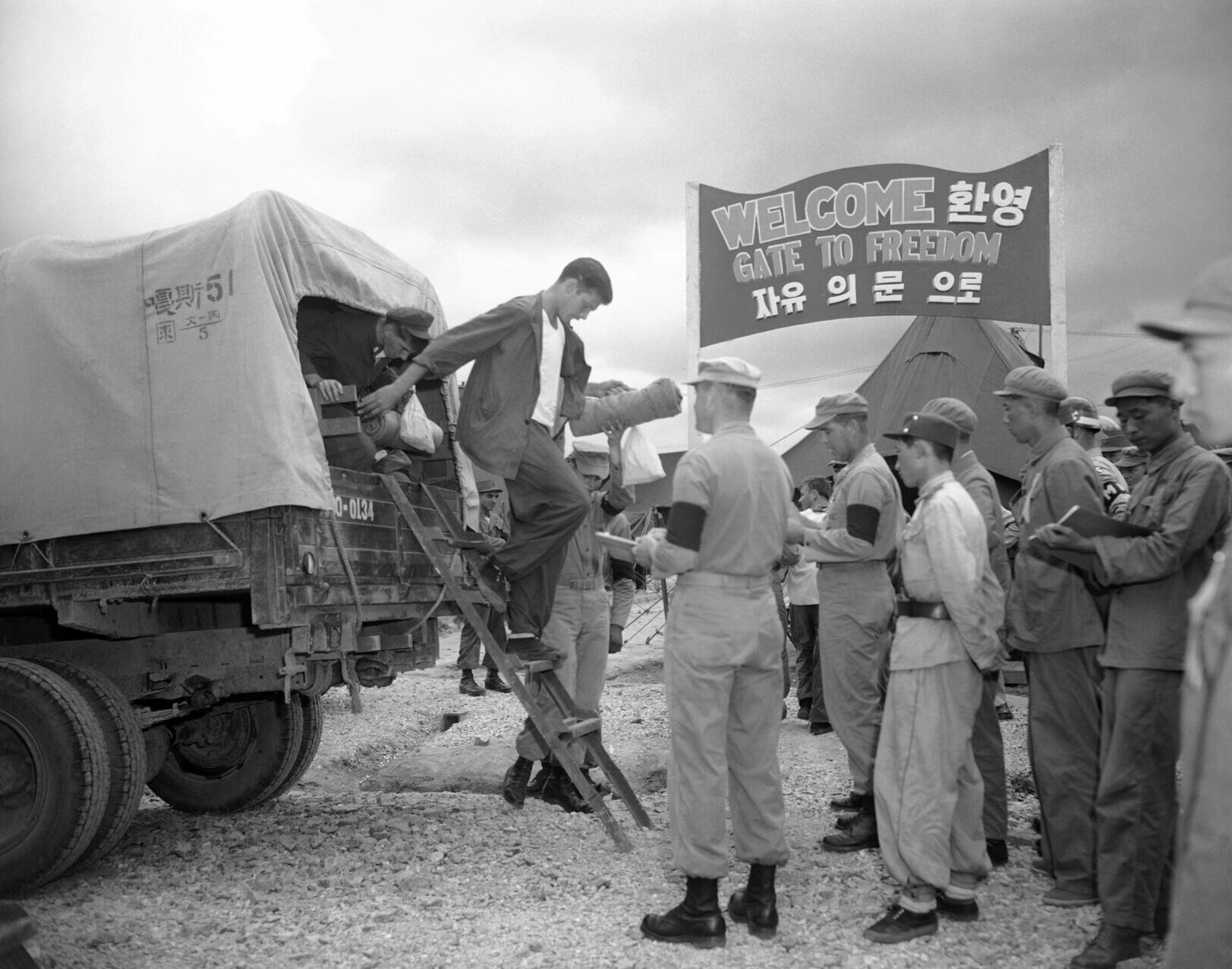 1953: Operation Big Switch